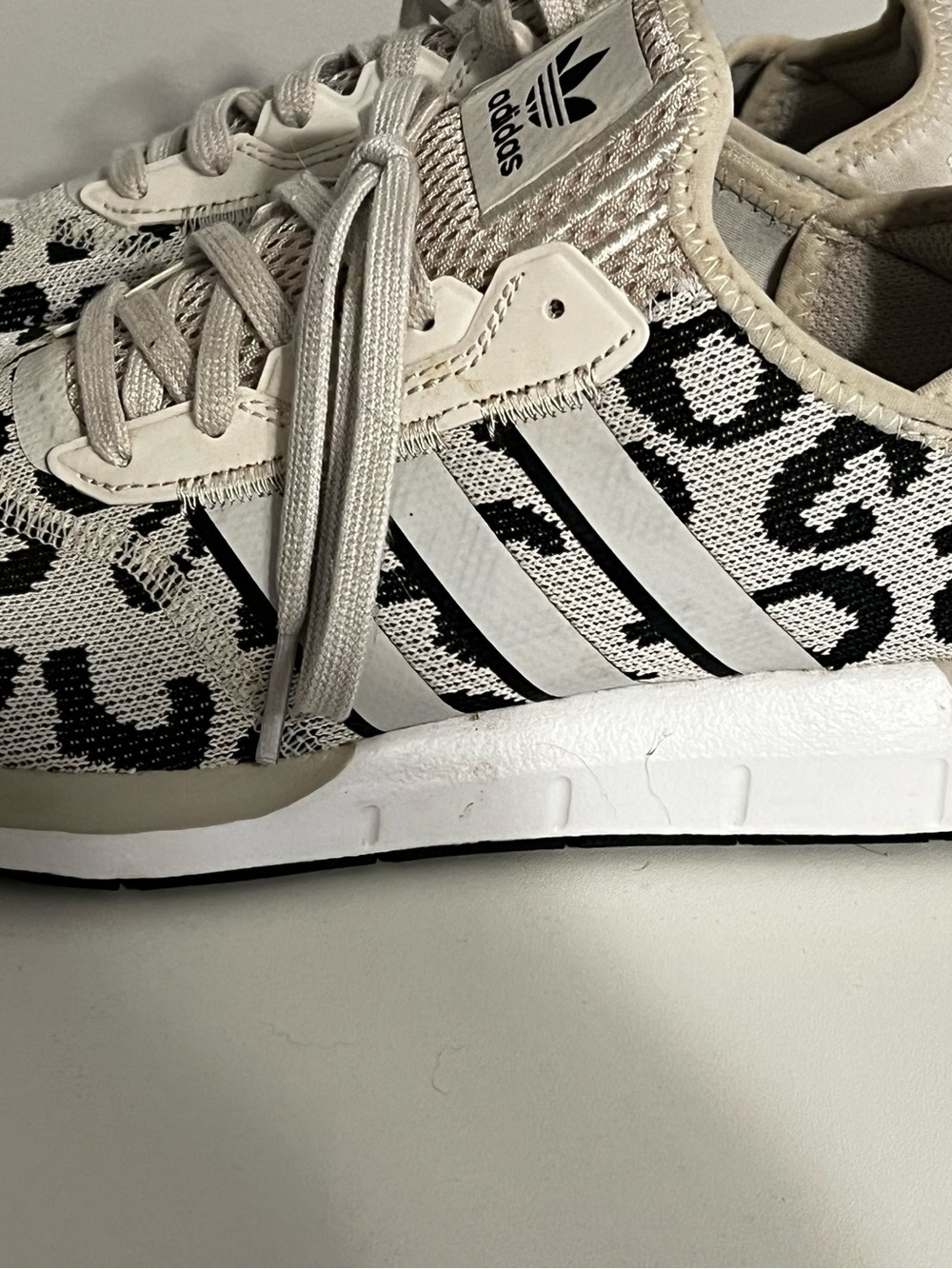 adidas White & Black Leopard Print women’s sneakers 9 - Picture 4 of 5